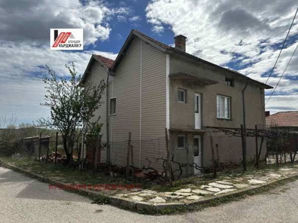Продава къща, гр. ивайловград, област хасково