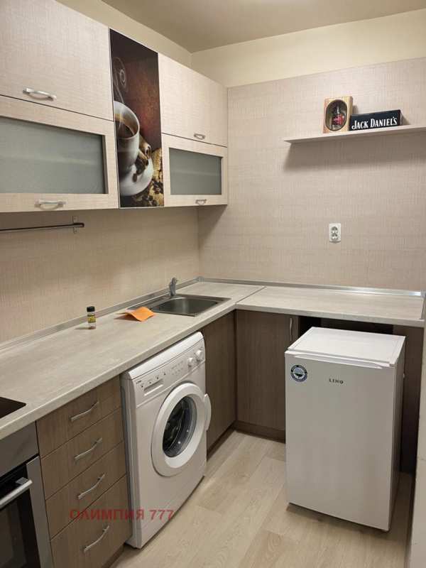 Продава мезонет, гр. плевен, идеален център