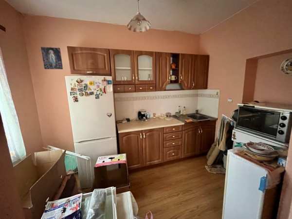 Продава къща, гр. казанлък, област стара загора