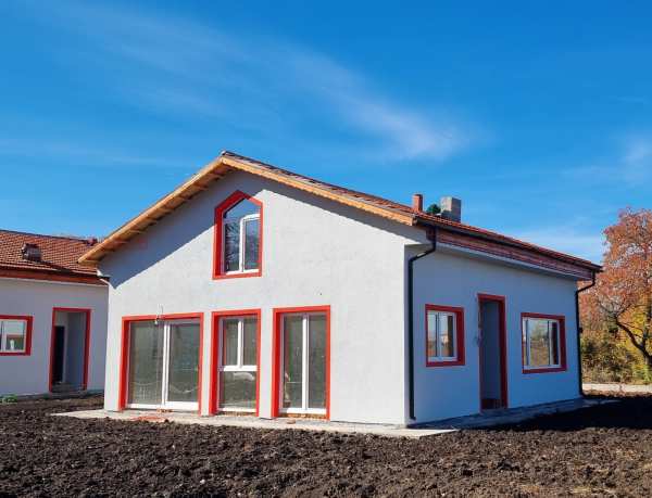 Продава къща, гр. божурище, област софия област