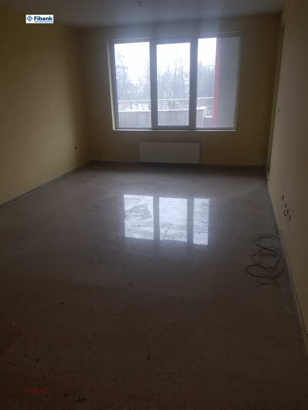 Продава ателие, таван, гр. софия, бъкстон