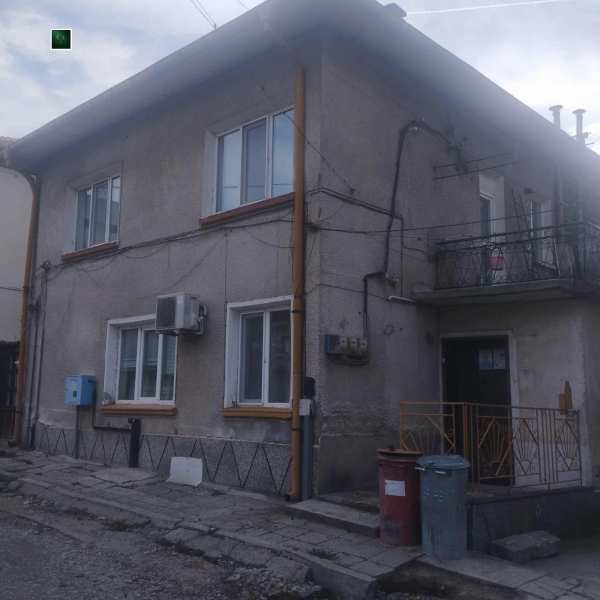Продава къща, гр. дупница, област кюстендил