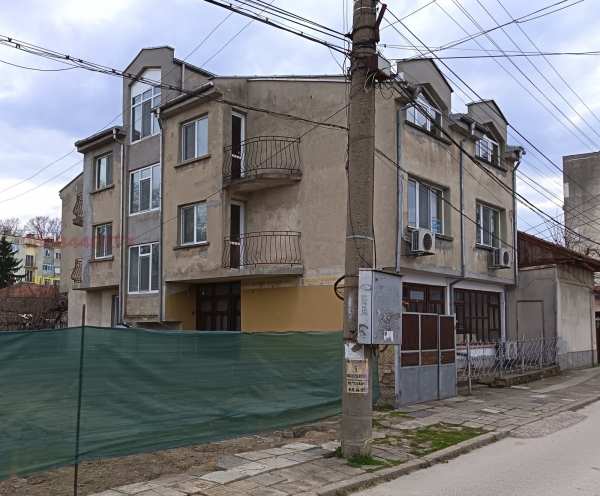 Продава къща, гр. силистра, център