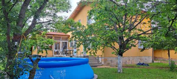 Продава къща, гр. софия, с. войнеговци