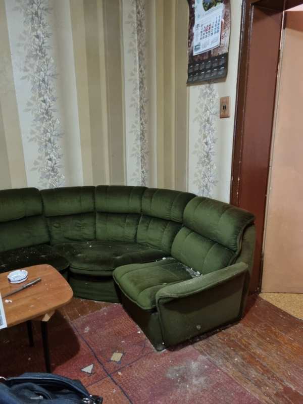 Продава етаж от къща, гр. пазарджик, идеален център