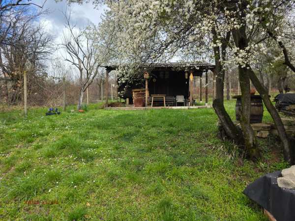 Продава парцел, с. орешак, област ловеч