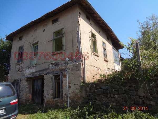 Продава къща, гр. берковица, област монтана