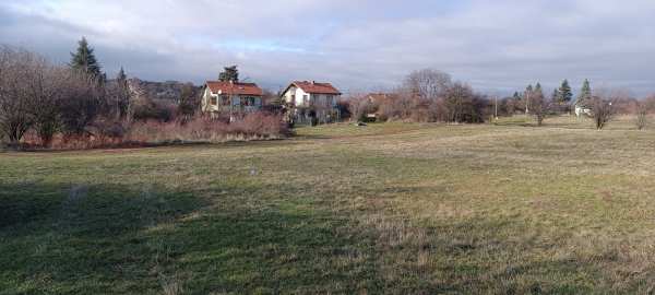 Продава парцел, с. вакарел, област софия област