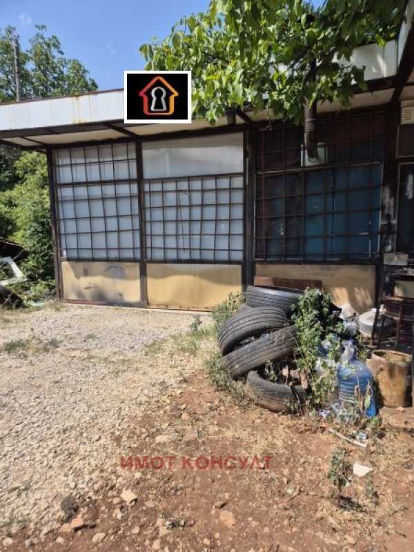 Продава пром. помещение, гр. враца, промишлена зона