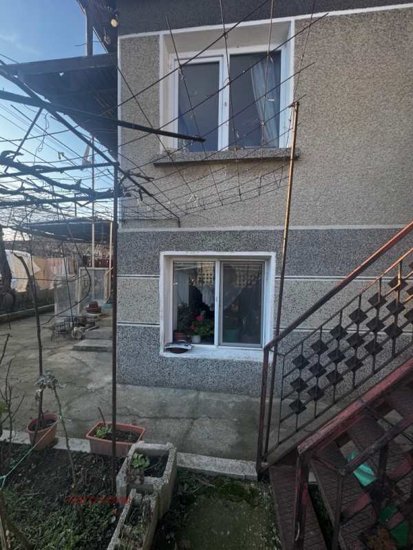 Продава къща, с. старо оряхово, област варна