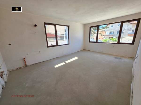 Продава 3-стаен, гр. велинград, област пазарджик