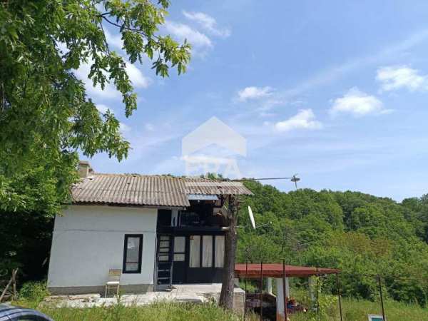 Продава къща, с. осеново, област варна