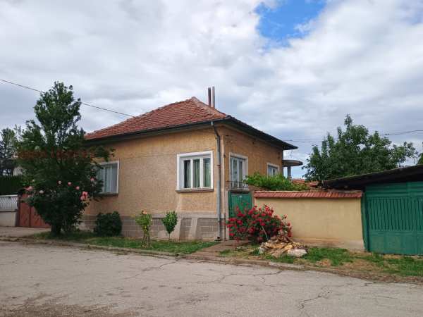 Продава къща, с. горни дъбник, област плевен