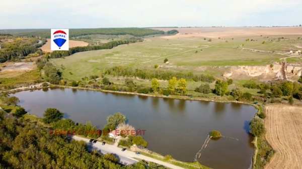 Продава бизнес имот, гр. цар калоян, област разград