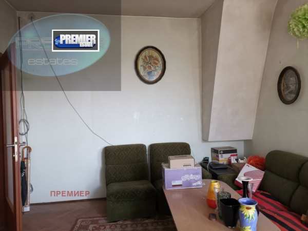 Продава  многостаен град Пловдив, Център
      200 кв.м