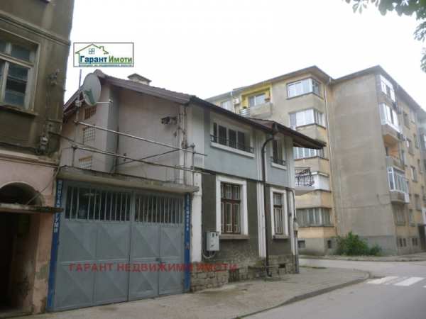 Продава бизнес имот, гр. габрово, център