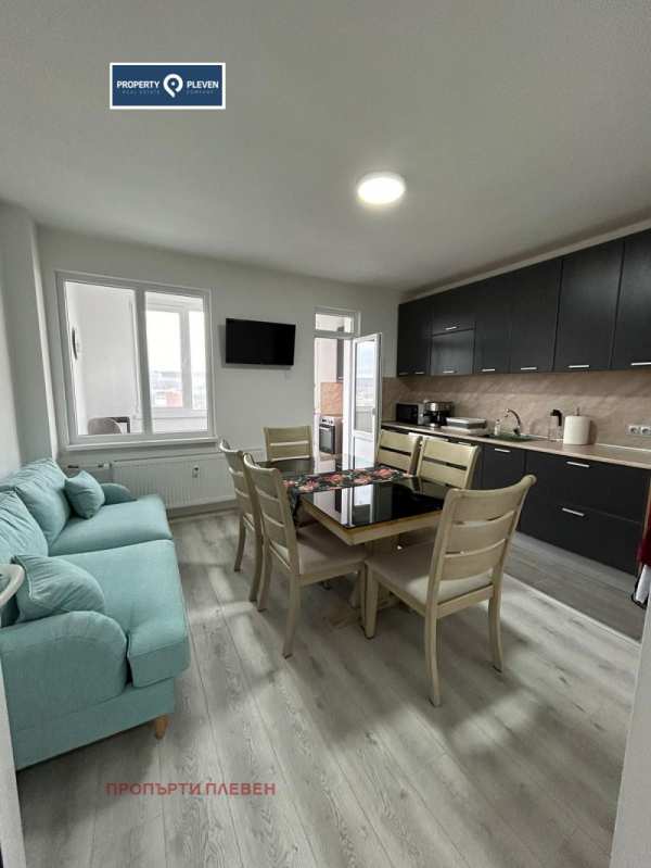 Продава 4-стаен, гр. плевен, широк център