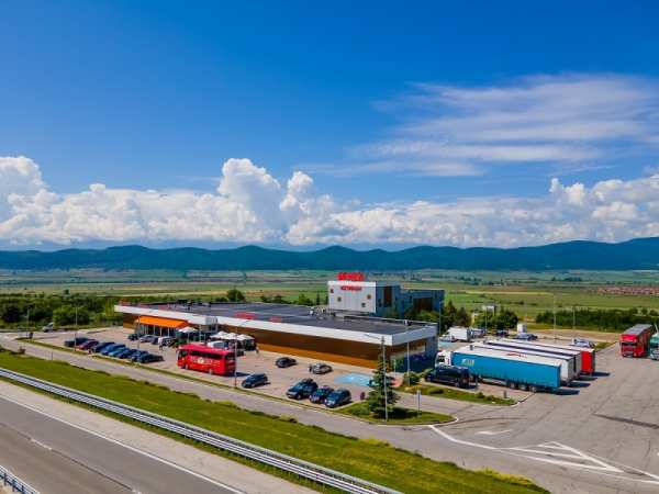 Продава магазин, гр. ихтиман, област софия област