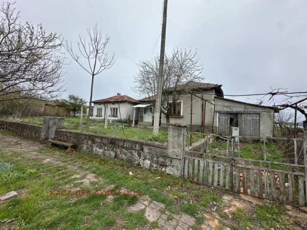 Продава къща, гр. генерал тошево, област добрич