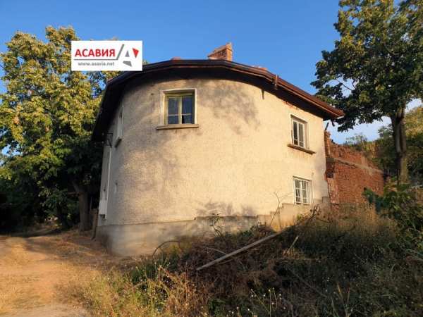 Продава къща, с. пресяка, област ловеч