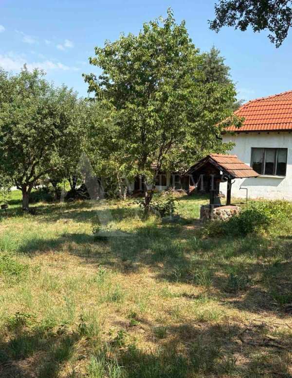 Продава къща, с. големо бучино, област перник