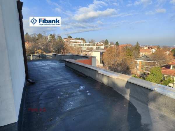 Продава ателие, таван, гр. софия, м-т гърдова глава