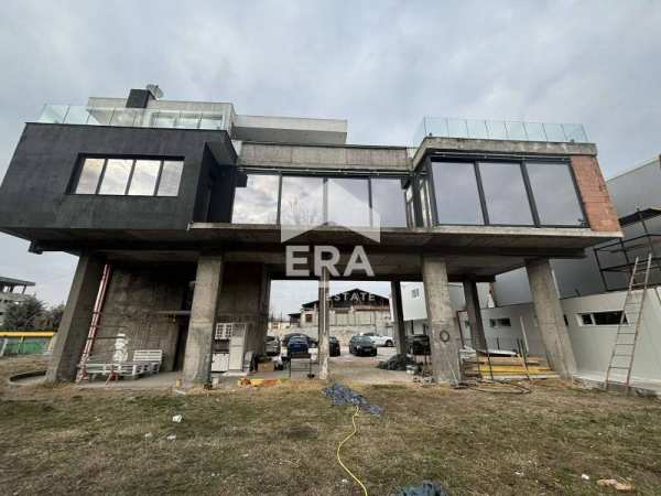 Продава къща, гр. хасково, тракийски