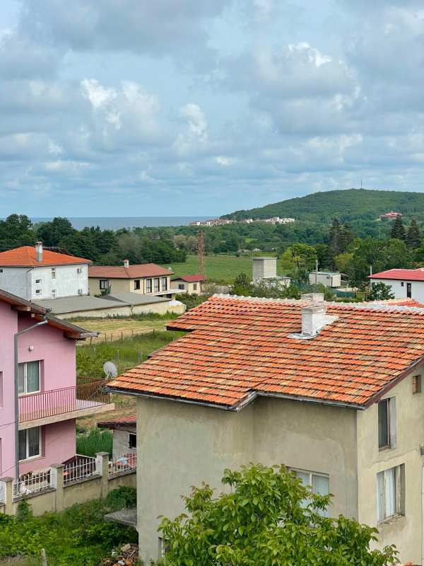Продава къща, с. шкорпиловци, област варна