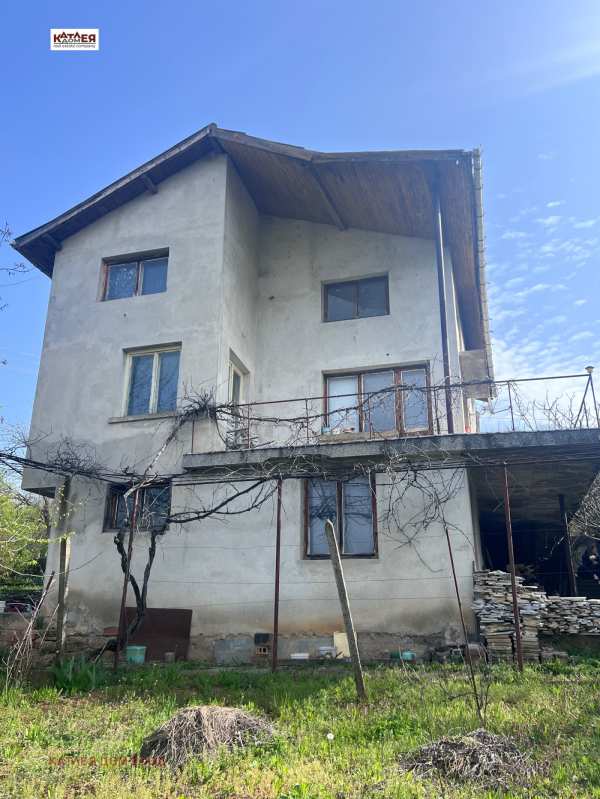 Продава вила, гр. враца, студентски град