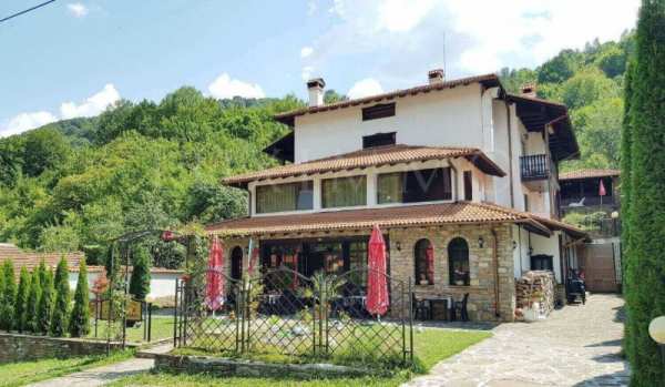 Продава хотел, гр. троян, област ловеч