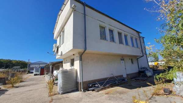 Продава бизнес имот, с. стряма, област пловдив