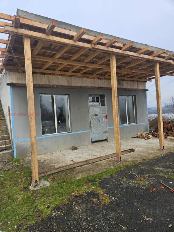 Продава магазин, с. островица, област кърджали