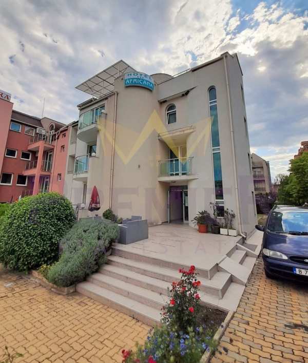 Продава хотел, гр. свети влас, област бургас