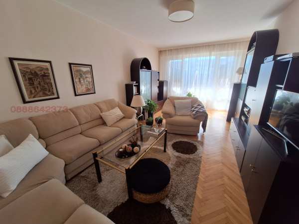 Продава 2-стаен, гр. перник, мошино