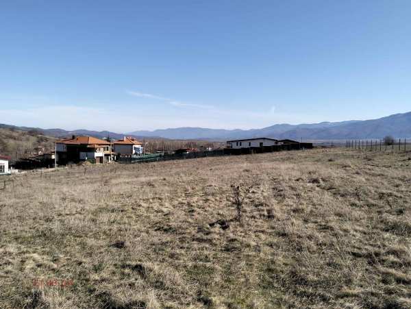 Продава парцел, с. пчелин, област софия област