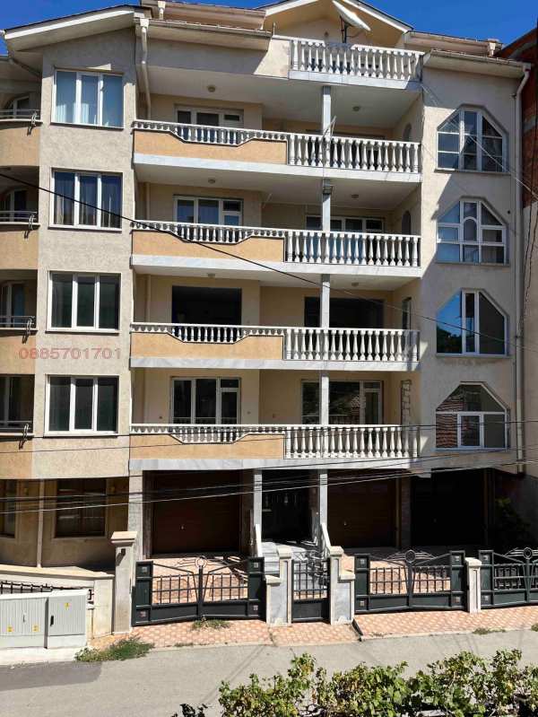 Продава 4-стаен, гр. хасково, каменни