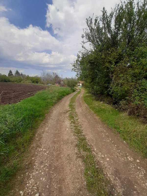Продава парцел, с. хераково, област софия област
