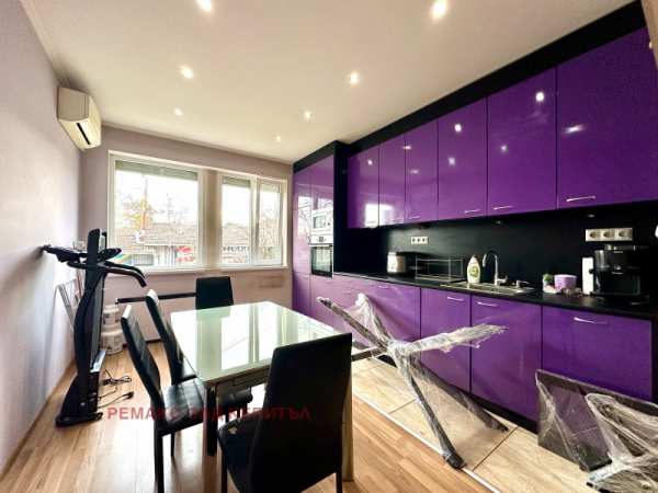 Продава 4-стаен, гр. велико търново, център