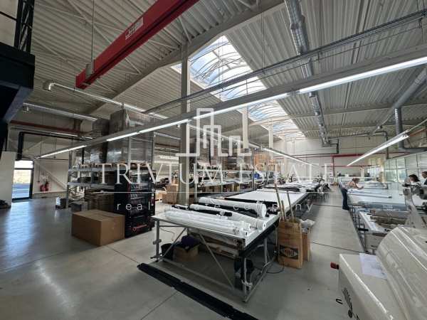 Продава склад, с. стряма, област пловдив