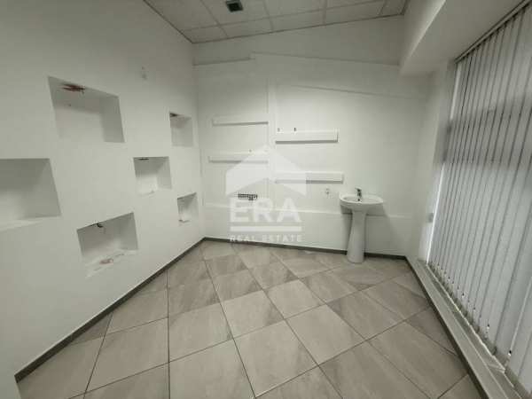 Продава офис, гр. варна, лятно кино тракия