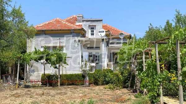 Продава къща, с. спасово, област стара загора