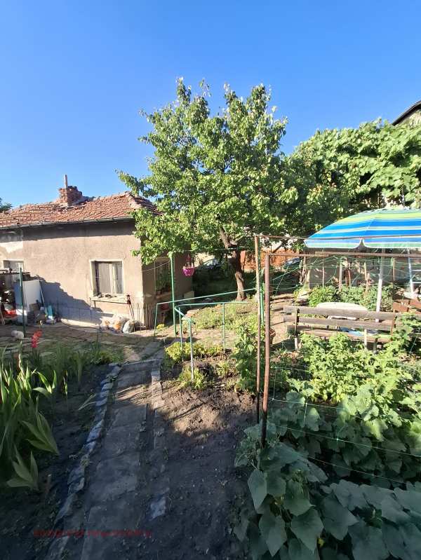 Продава къща, гр. перник, ралица