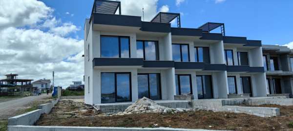 Продава къща, с. лозенец, област бургас