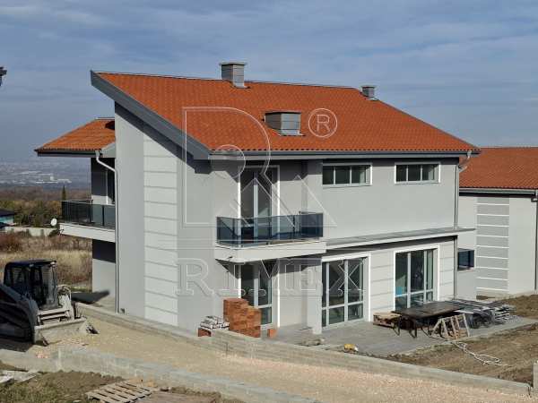 Продава къща, с. белащица, област пловдив