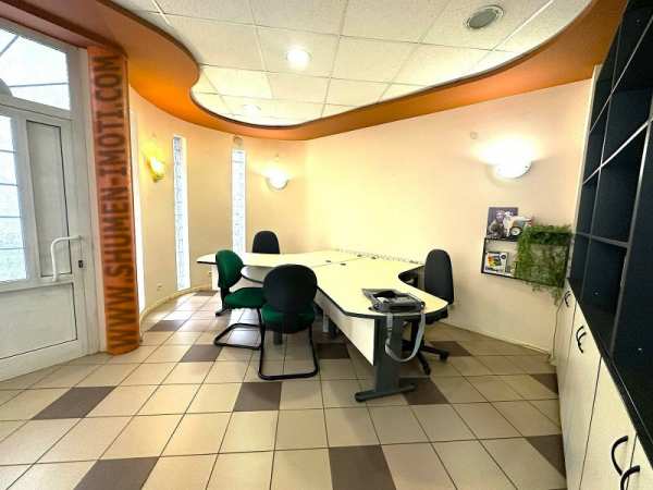 Продава  офис град Шумен, Център
      117 кв.м