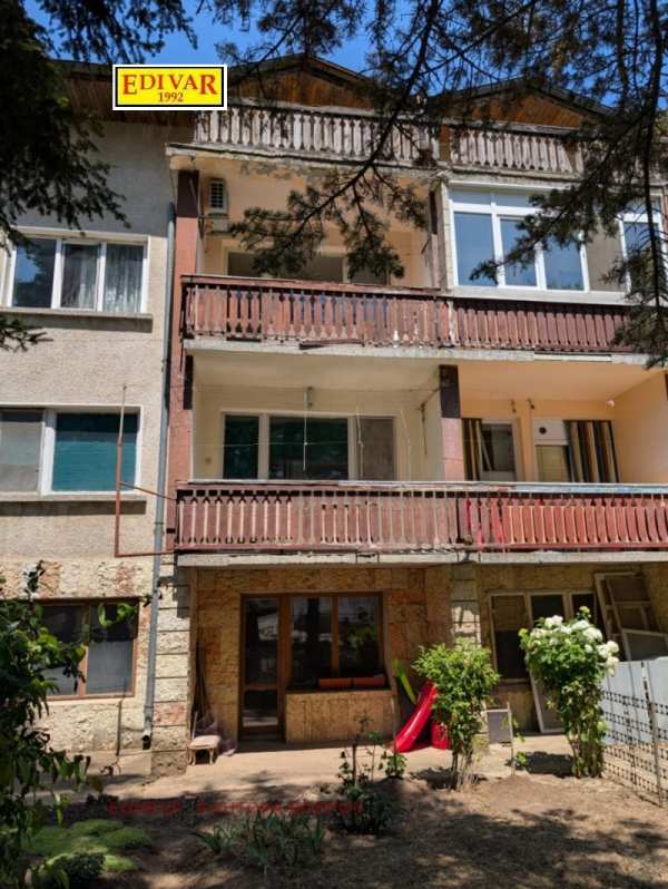 Продава многостаен, с. крушари, област добрич