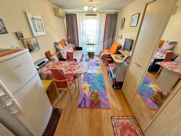 Продава ателие, таван, гр. свети влас, област бургас