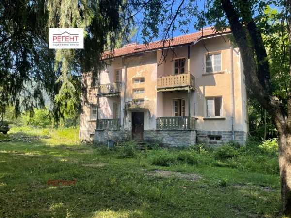 Продава къща, гр. севлиево, област габрово