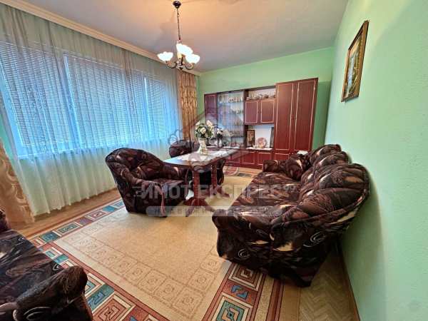 Продава етаж от къща, гр. асеновград, област пловдив