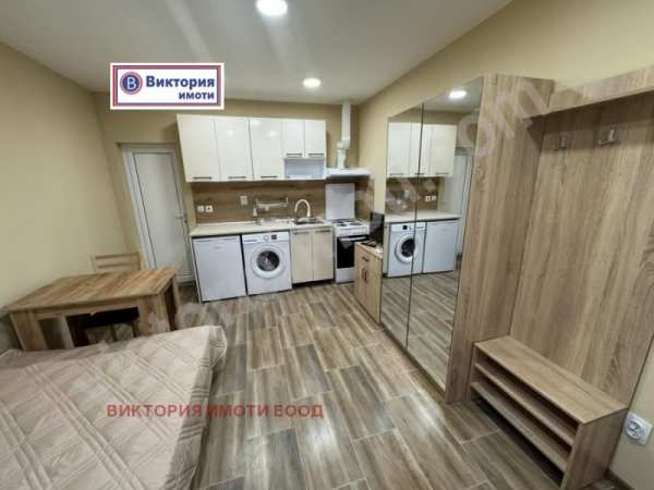 Продава  1-стаен град Велико Търново, Бузлуджа
      22 кв.м